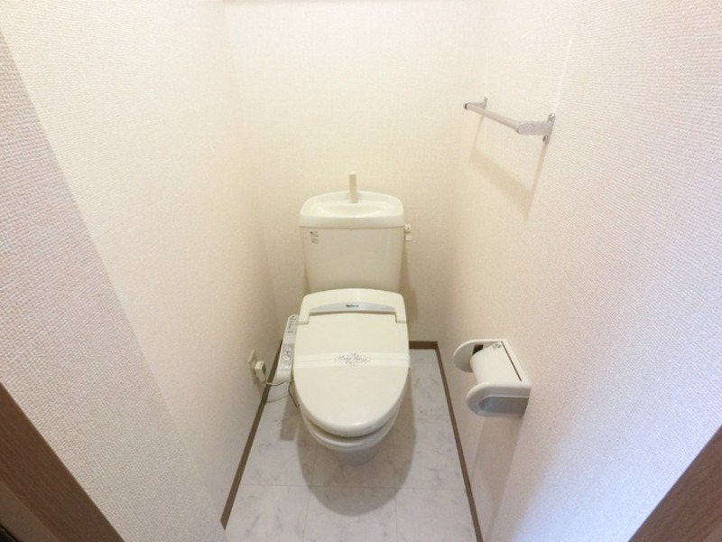 トイレ　図面と現状に相違がある場合には現状を優先