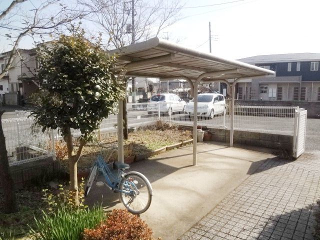 エントランス　☆敷地内駐輪場☆