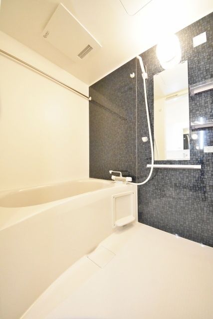 バス・シャワールーム　★★清潔感のあるバスルーム★★