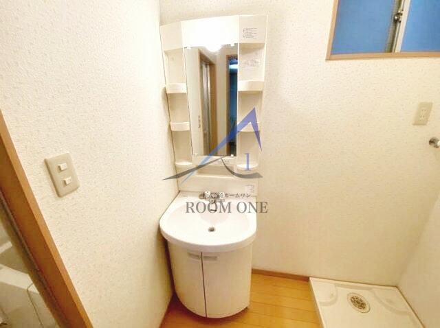 洗面設備　洗面台です。