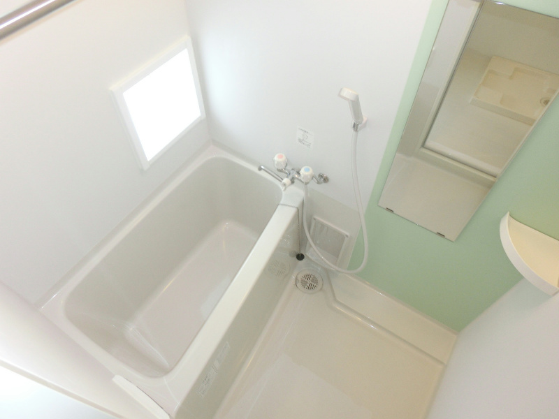 バス・シャワールーム　※同物件別部屋参考写真