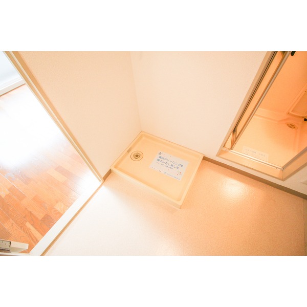 バルコニー　同じ建物の別なお部屋