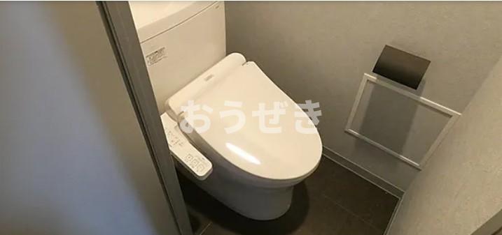 トイレ　※同仕様参考写真