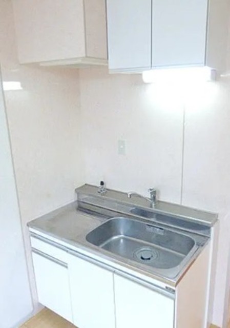 キッチン　別部屋参考写真です。