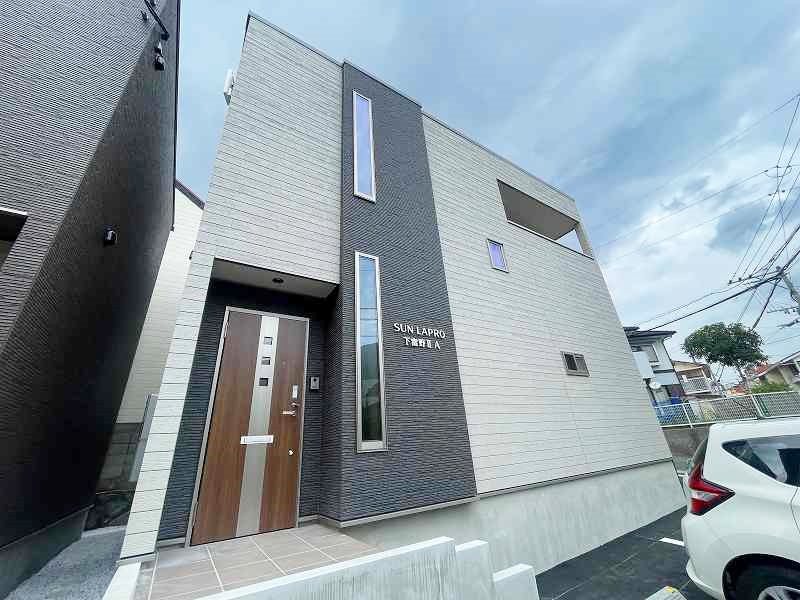 建物外観　★外観★