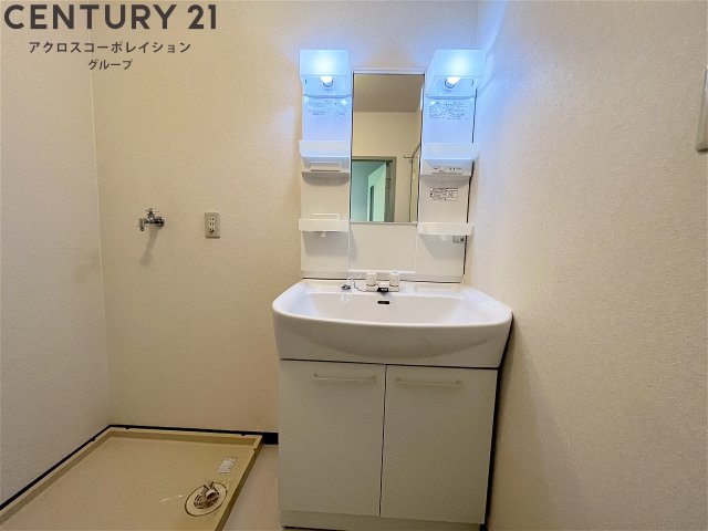 洗面設備　独立洗面化粧台付