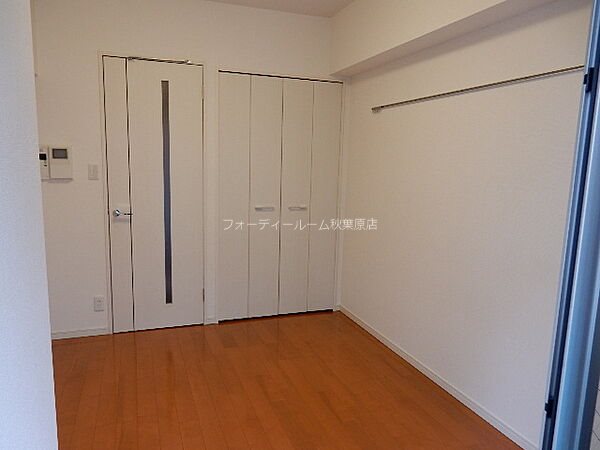 居室・リビング　別号室参考写真