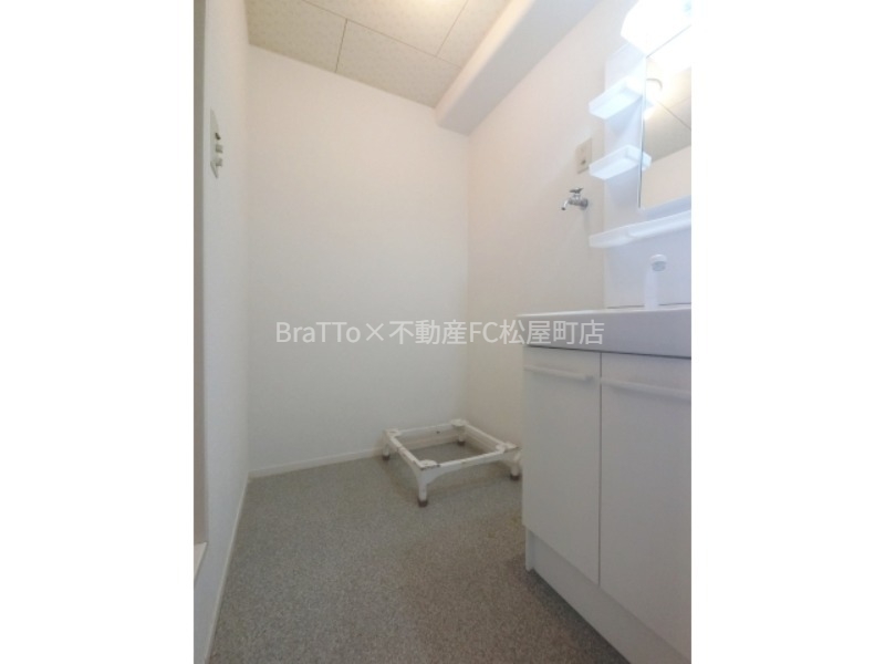 洗面設備　脱衣所