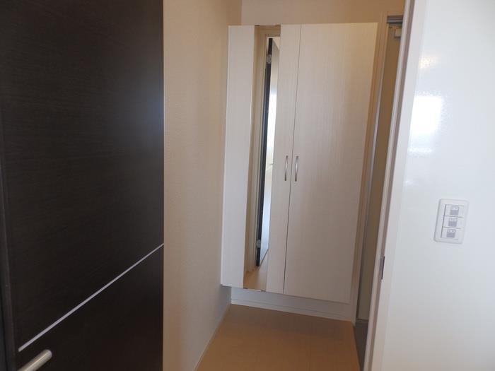 玄関　他室参照