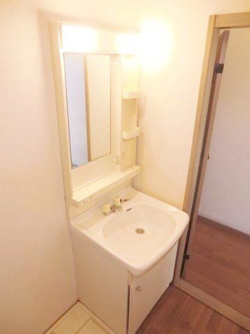 洗面設備　嬉しい独立洗面台