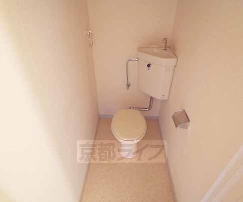 トイレ　ゆとりある空間です