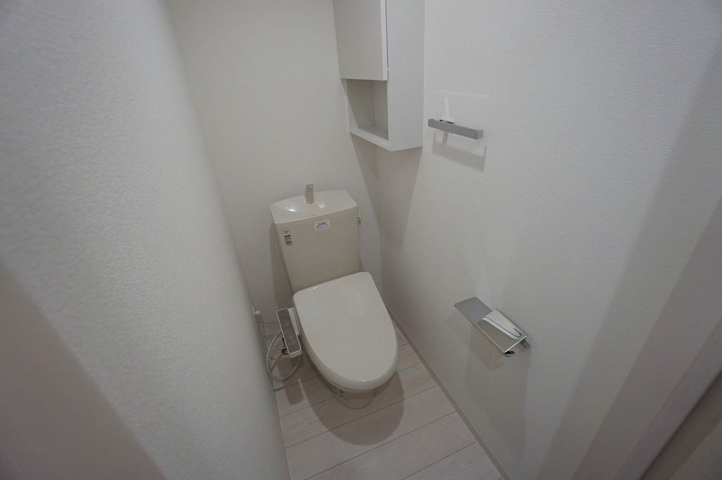 トイレ　同施工会社の参考写真