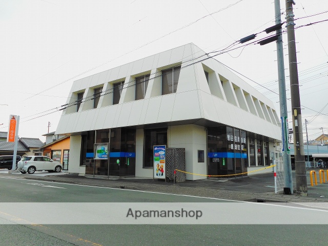 銀行　浜松磐田信用金庫鹿島支店（銀行）まで835m