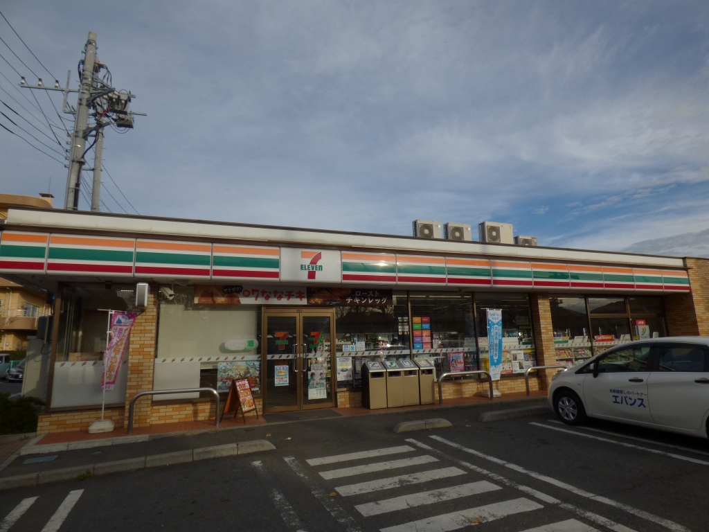 コンビニ　セブンイレブン 川口上青木5丁目店（コンビニ）まで321m