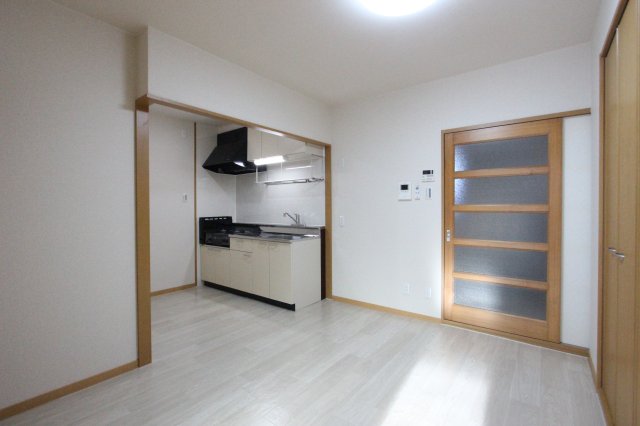 居室・リビング　参考写真です。現況優先。