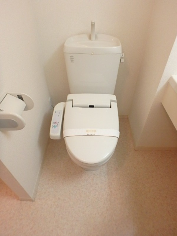 トイレ　図面と現状に相違がある場合には現状を優先