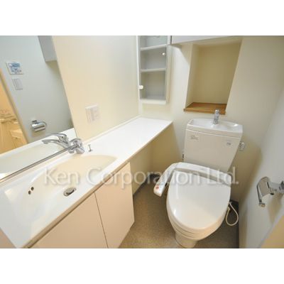 洗面設備　同タイプ10階のお部屋を撮影。仕様が異なることがあります。