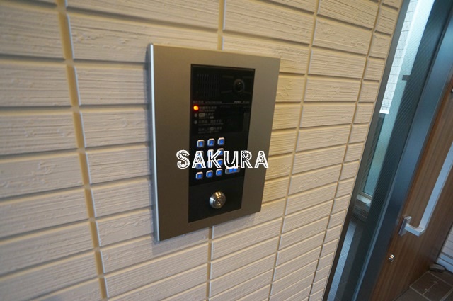 セキュリティ　女性の方でも安心のモニター付きオートロック♪