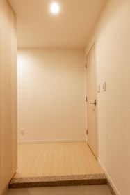 玄関　※別部屋参照