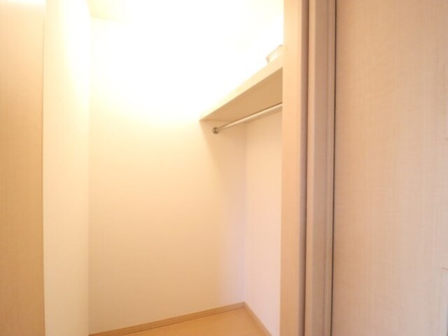 収納　ウォークインクローゼット