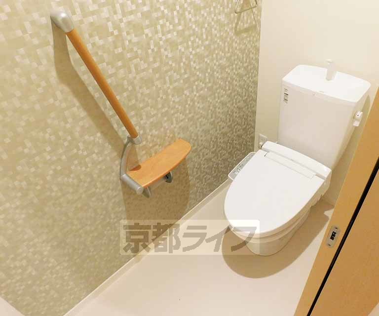 トイレ　ウォシュレット付トイレです。