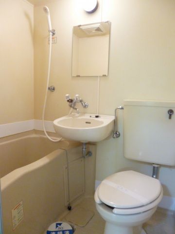 バス・シャワールーム