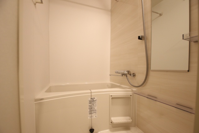 バス・シャワールーム　※別室の参考写真の為、現況優先です。