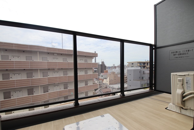 バルコニー　※別室の参考写真の為、現況優先です。