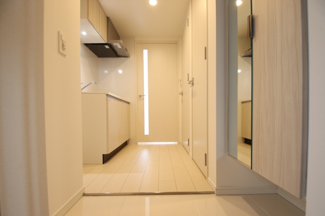 玄関　※別室の参考写真の為、現況優先です。