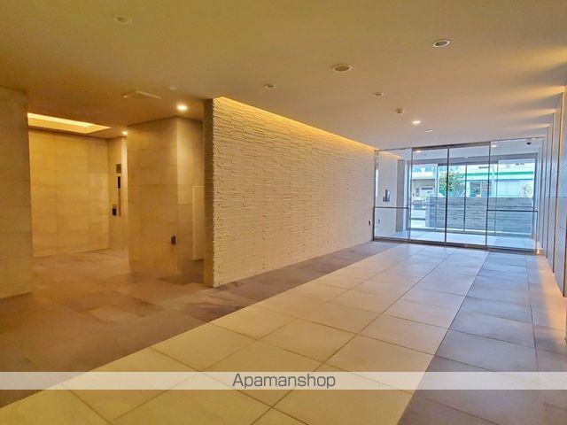 ロビー　ロビー