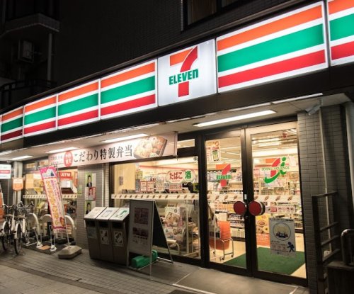 コンビニ　セブンイレブン 荻窪駅前店（コンビニ）まで377m