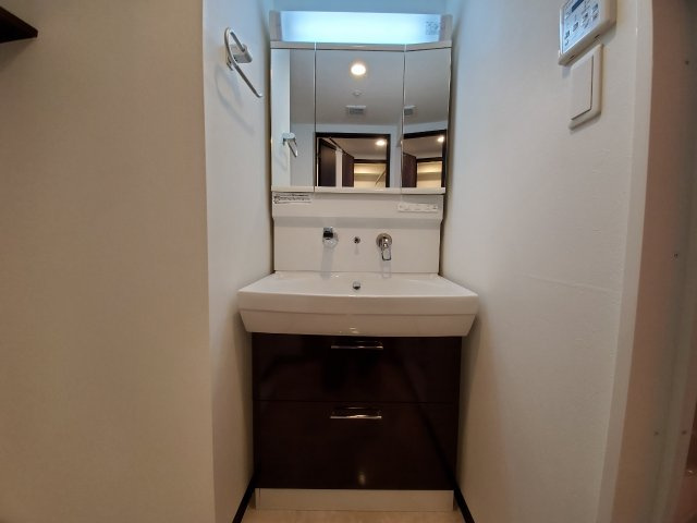 洗面設備　独立洗面化粧台付きでおすすめです！