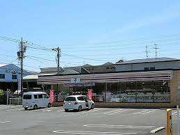 コンビニ　セブンイレブン清水長崎北店（コンビニ）まで610m