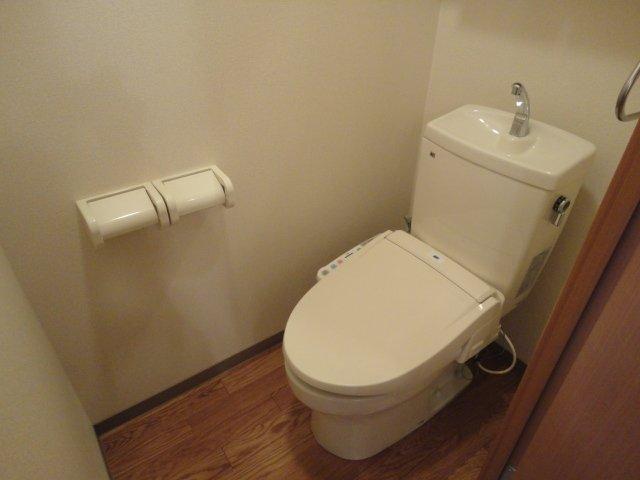 トイレ　シャワー付トイレ