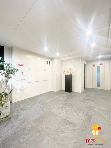 エントランス　「暮らしの設計図は、ここから始まります。」