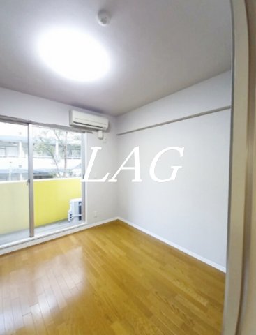 居室・リビング　洋室のお部屋です。