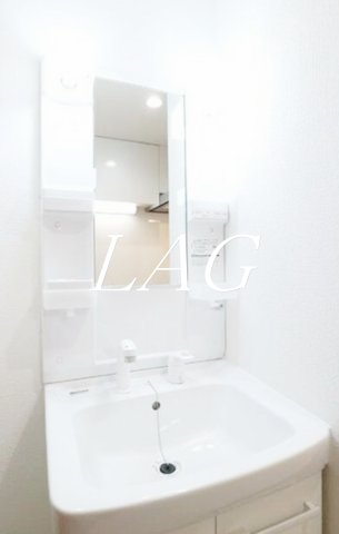 洗面設備　独立洗面台です。