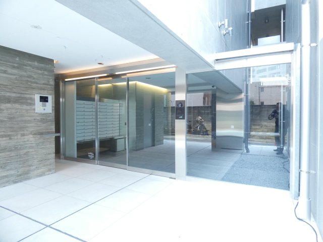 エントランス　エントランス