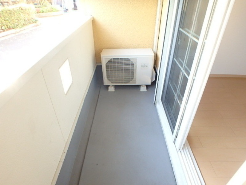 バルコニー　図面と現状に相違がある場合には現状を優先