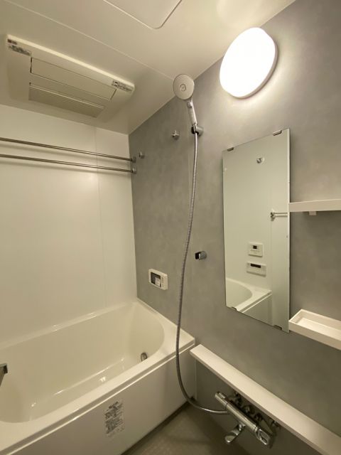 バス・シャワールーム