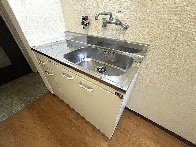 キッチン　参考写真。