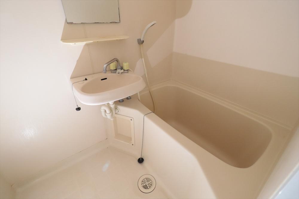 バス・シャワールーム　浴室