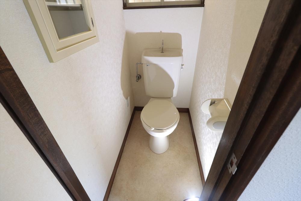 トイレ　トイレ