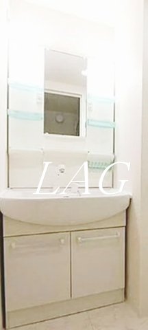 洗面設備　独立洗面台です。