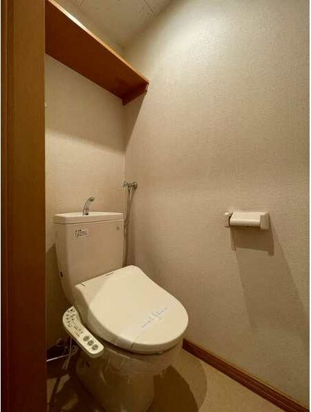 トイレ　ウォシュレット設置済みです！