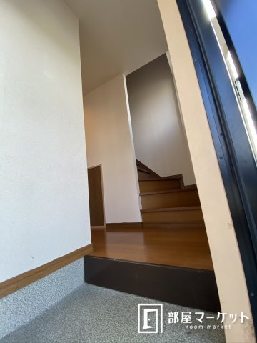 玄関　同型タイプ