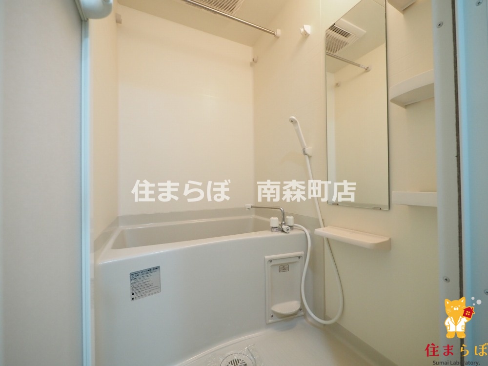 バス・シャワールーム　「見た目じゃなく、心に“しっくりくる”を大切に。」