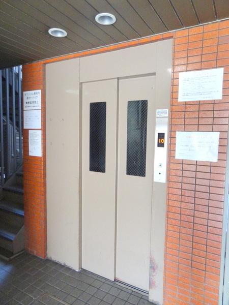 エントランス　★エレベーター完備★