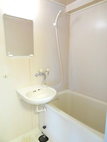 バス・シャワールーム　★ゆったり浸かれます★