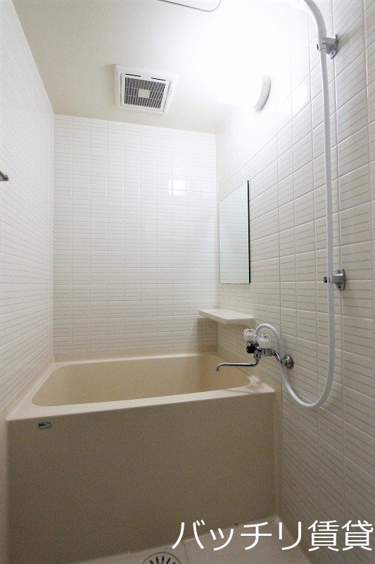 バス・シャワールーム　別号室イメージの為、現状を優先致します